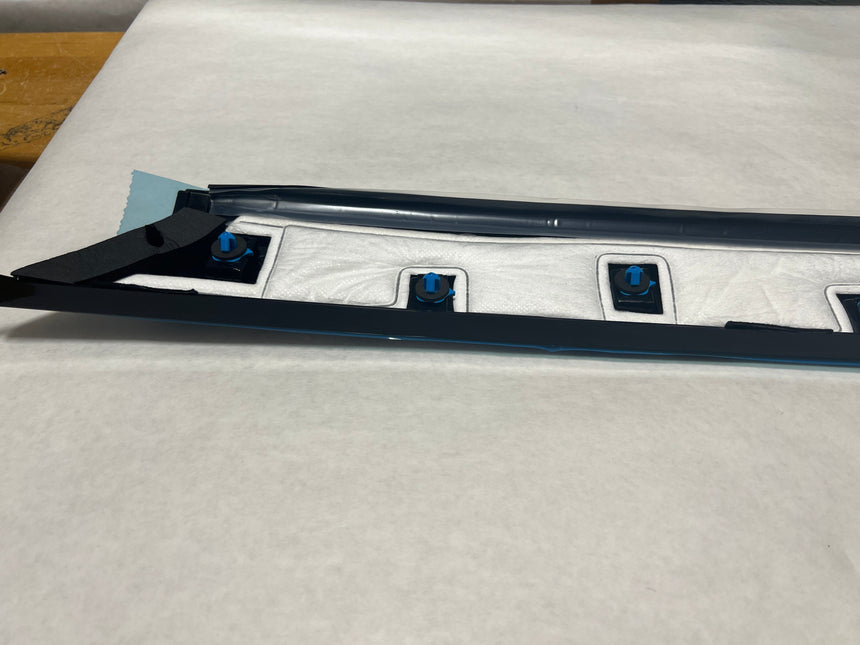 2009-2019 Ford Flex Driver Side Windshield Pillar Reveal Molding Genuine OEM New