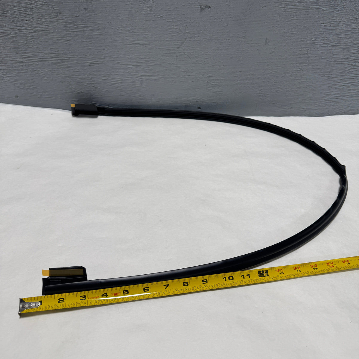 75607-47010 TOYOTA 2016-2022 Prius ZVW50 GENUINE MOULDING SUB-ASSY, ROOF TOP 75607-47010 TOYOTA 2016-2022 Prius ZVW50 GENUINE MOULDING SUB-ASSY, ROOF TOP