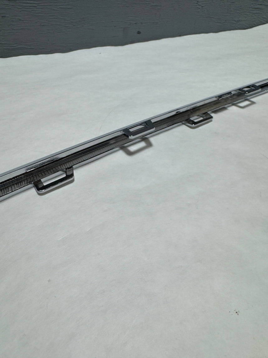 2011-2015 Lincoln MKX Chrome Front Bumper Lower Center Molding OEM