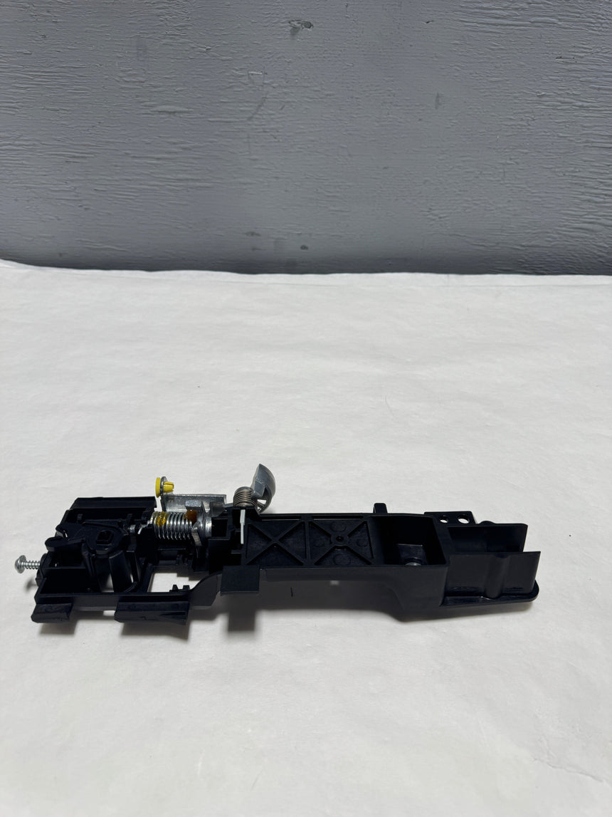2011-2019 Ford Explorer Front Driver Door Handle Bracket Reinforcement For Keyless Entry Only
