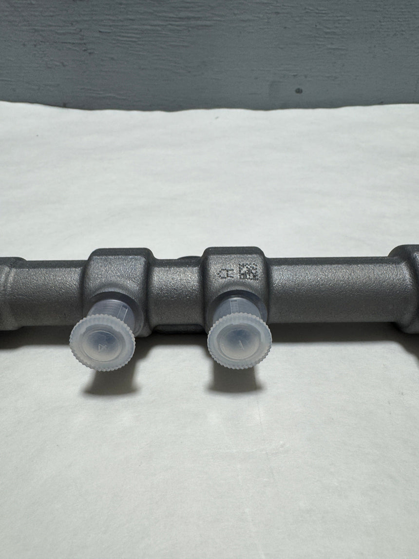2011-2019 Ford F-250 F-350 6.7 Diesel Driver Side Fuel Rail OEM