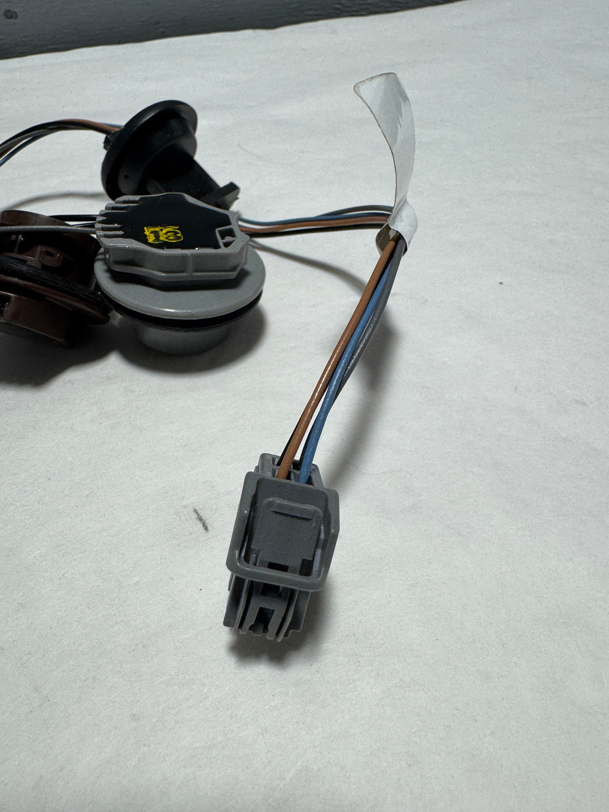 C6VZ-13K371-A 2012-2014 Ford 4 Door Sedan On Body Tail Light Wiring Harness Fits Either Side OEM