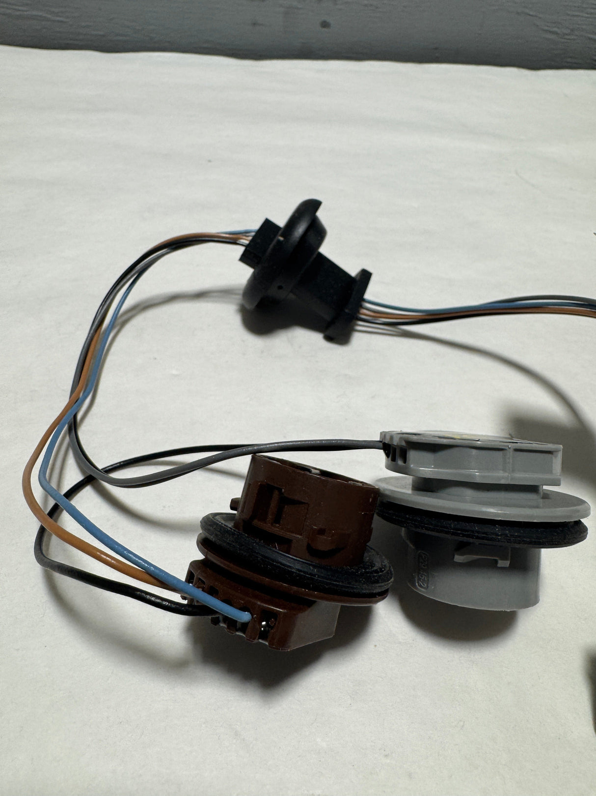 C6VZ-13K371-A 2012-2014 Ford 4 Door Sedan On Body Tail Light Wiring Harness Fits Either Side OEM