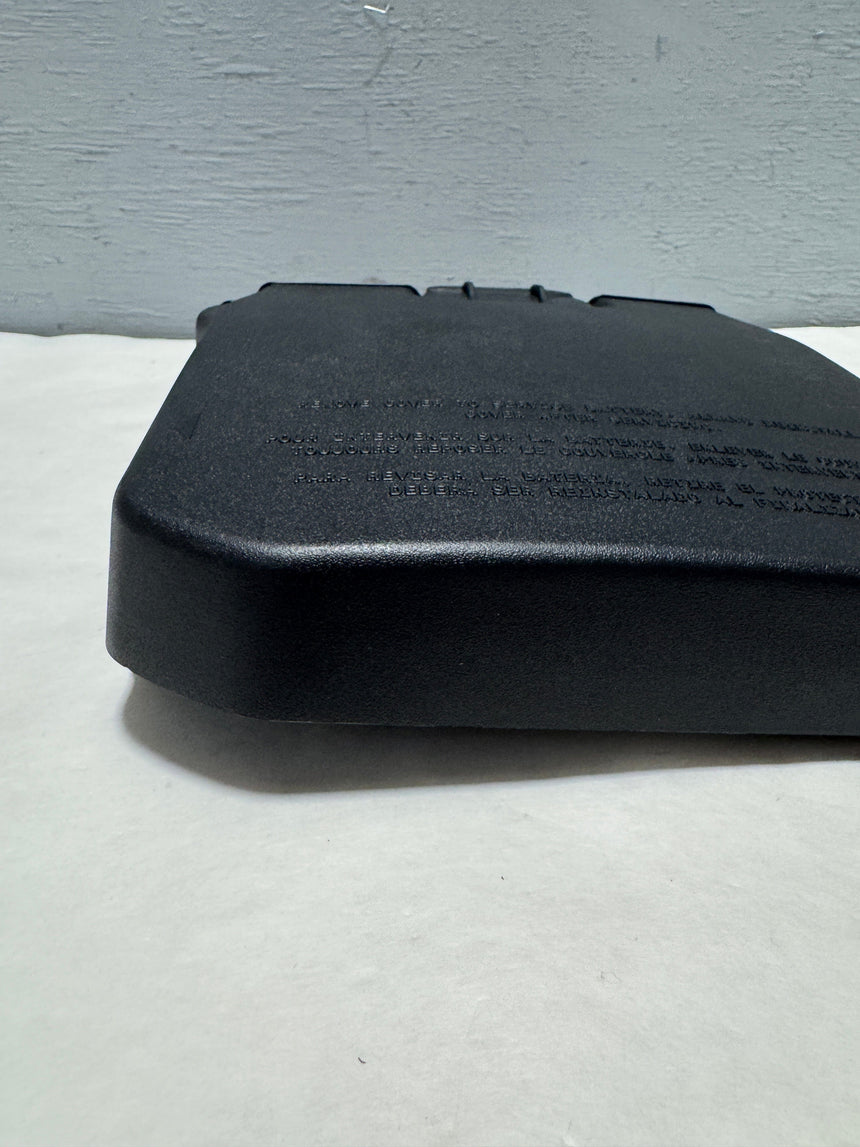 2012-2019 Ford Focus or Escape 2.0 Battery Terminal Box Cover OEM