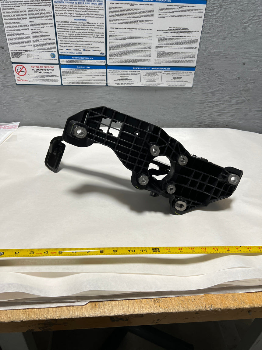 2013-2016 Ford Fusion or MKZ Brake Pedal and Bracket OEM New