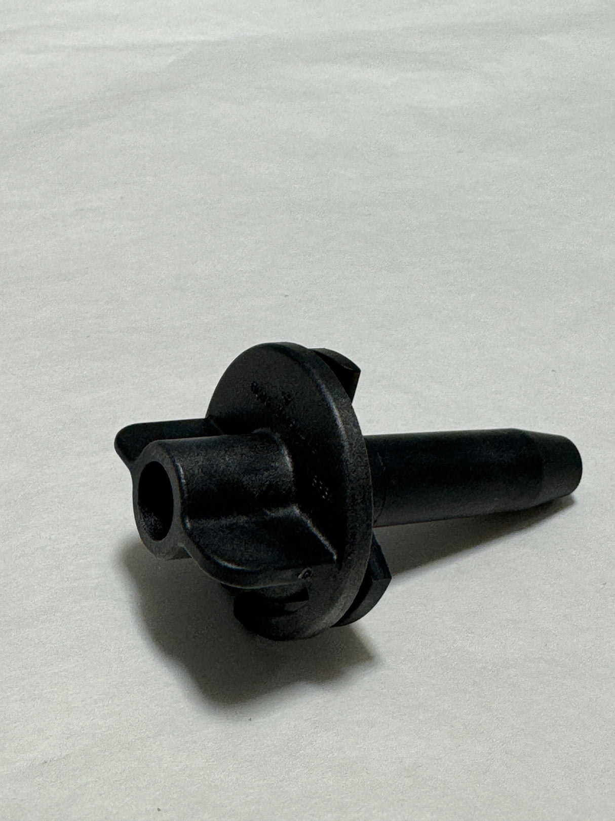 DG9Z-8A193-A 2013-2016 Ford Fusion or MKZ Radiator Mount Lock Shaft Fits Either Side