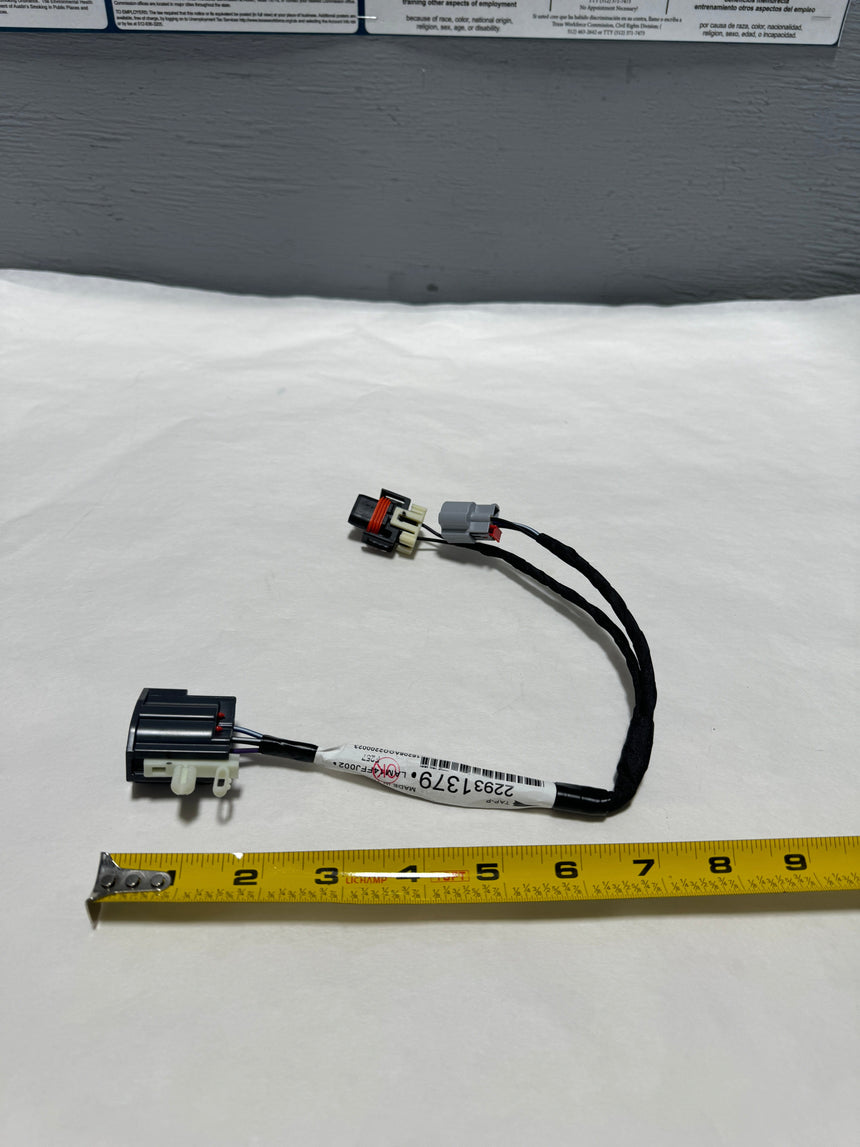 2013-2017 Chevrolet Traverse Front Turn Signal Parking Light Socket and Wire FIts Either Side OEM