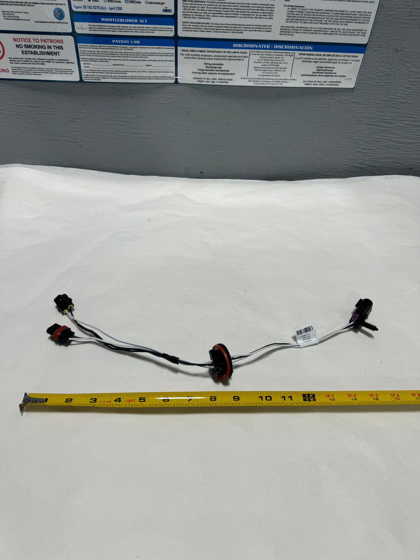 2013-2018 Dodge Ram 1500 (1) Headlight Lamp Wiring Harness Fits Either Side