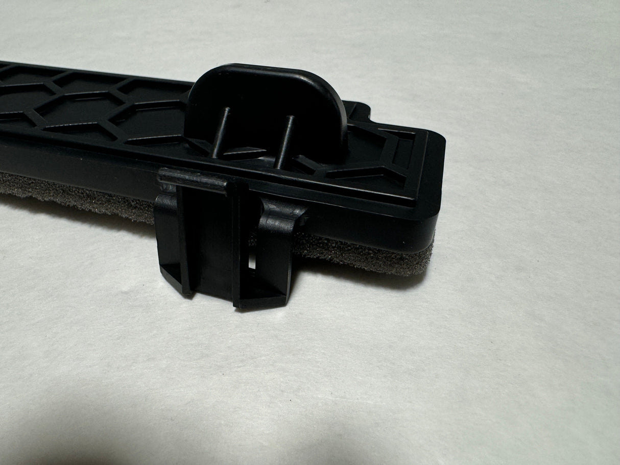 97129-B2000 2014-2019 Kia Soul Cabin Air Filter Cover Door OEM