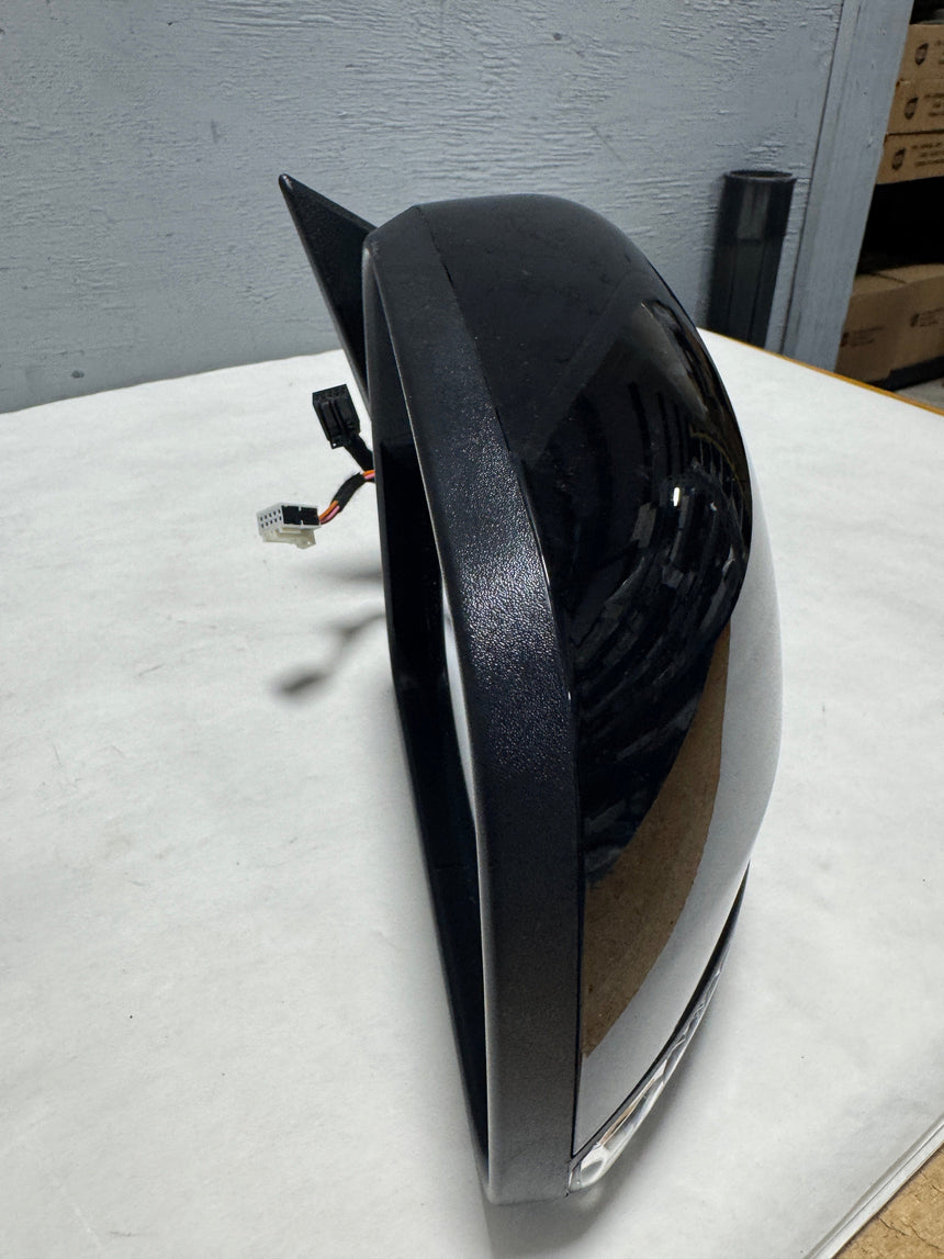 2014-2022 Dodge Durango Passenger Side Mirror OEM *Has Scratches On Back Cap*