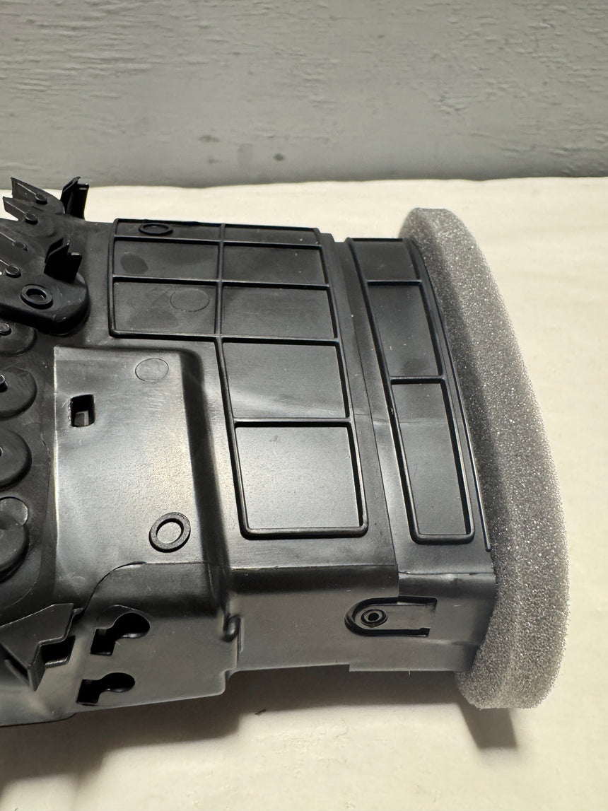 2014-2023 Jeep Cherokee Center Driver Side Dash A/C Heat Air Vent OEM