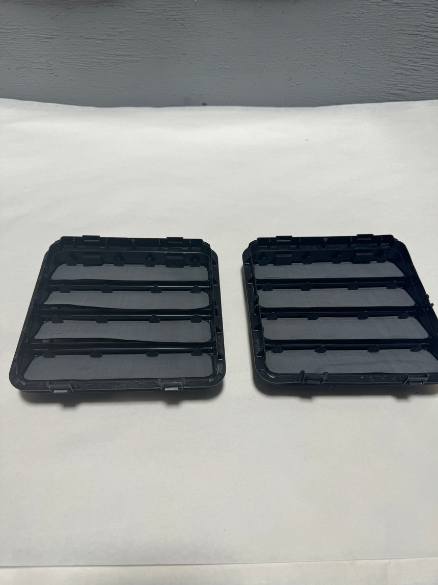 2014-2025 Dodge Ram Truck (2) Body Side Aperture Cab Air Pressure Exhauster Vents Louvers OEM