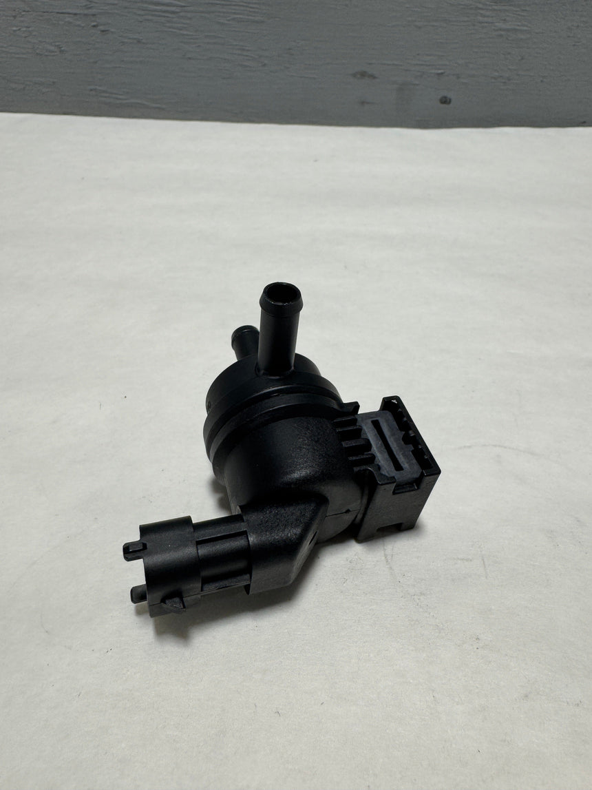 2015-2019 Kia Forte or Soul 2.0 Vapor Canister Purge Control Valve OEM