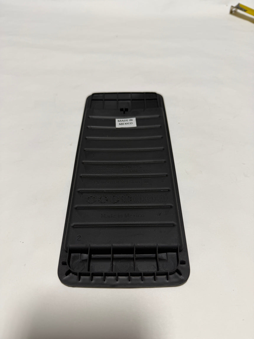 2015-2020 Tahoe Yukon Suburban Front Floor Console Liner Tray OEM