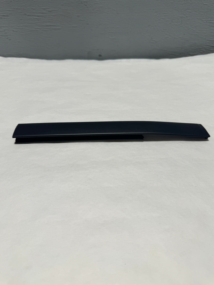 2015-2022 Trax or Encore Passenger Side Front Roof Joint Molding Cap For Roof RacK Equipped Only