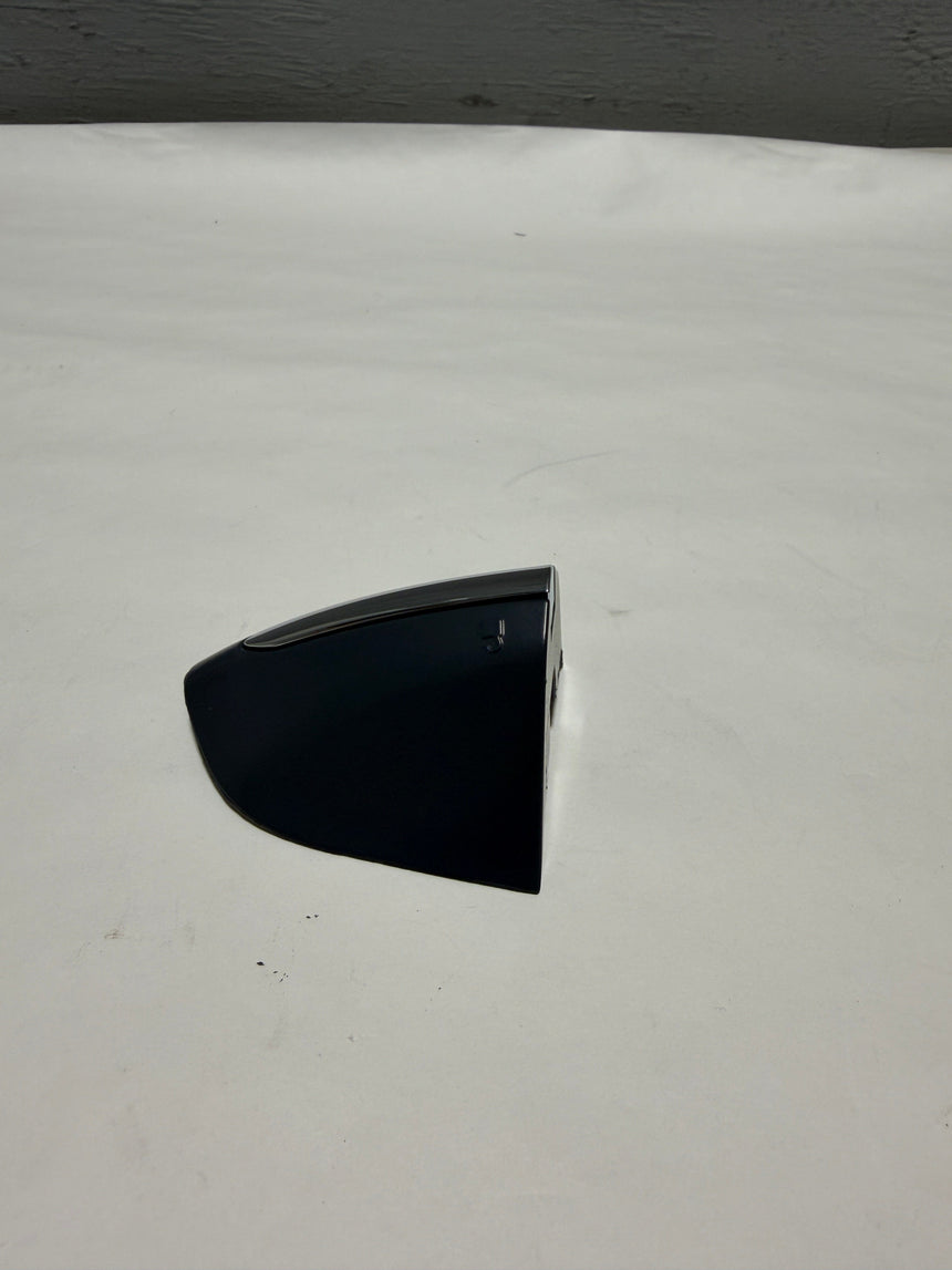 2016-2024 Ford Edge Driver Door Handle Unpainted End Cap W/ Chrome Strip OEM