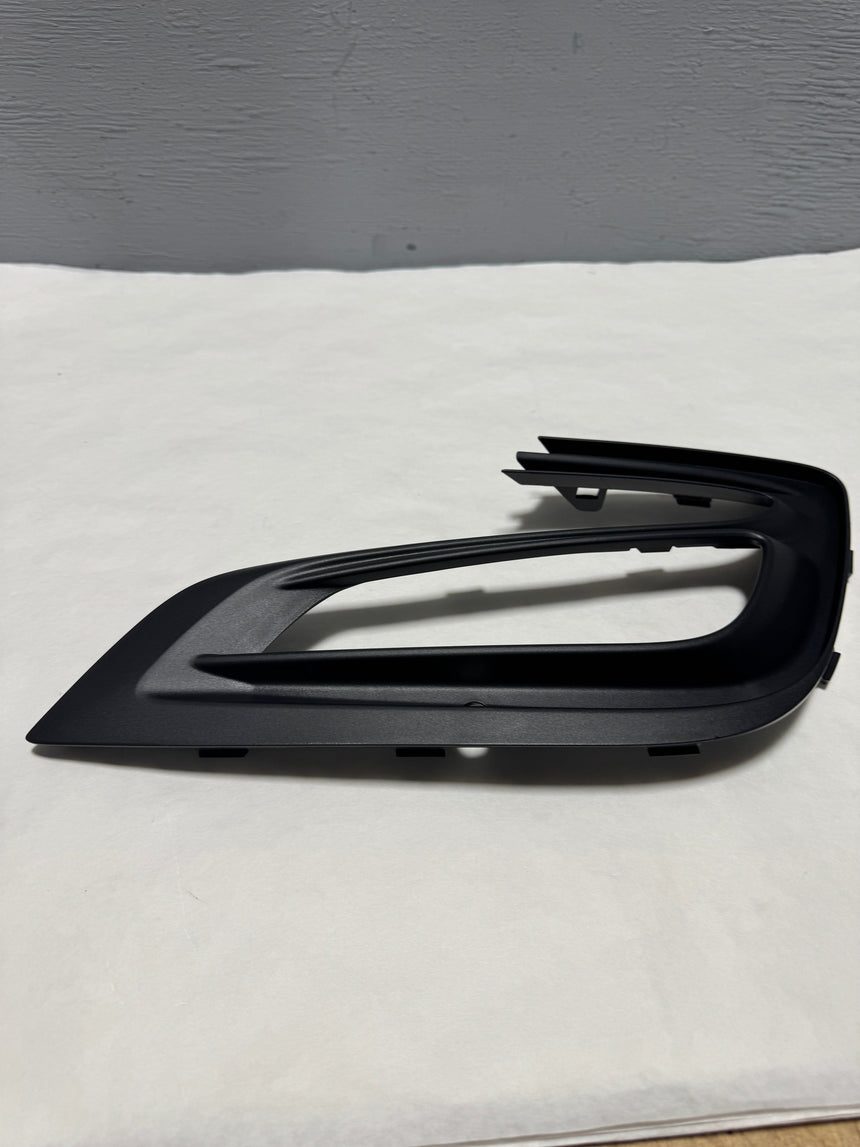 2017-2020 Buick Encore Passenger Side Front Fog Light Trim Bezel OEM