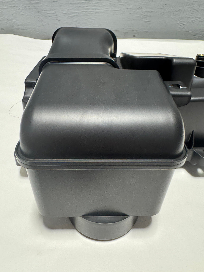 2017-2021 Honda Civic 1.5 L Engine Air Box Top Cover OEM