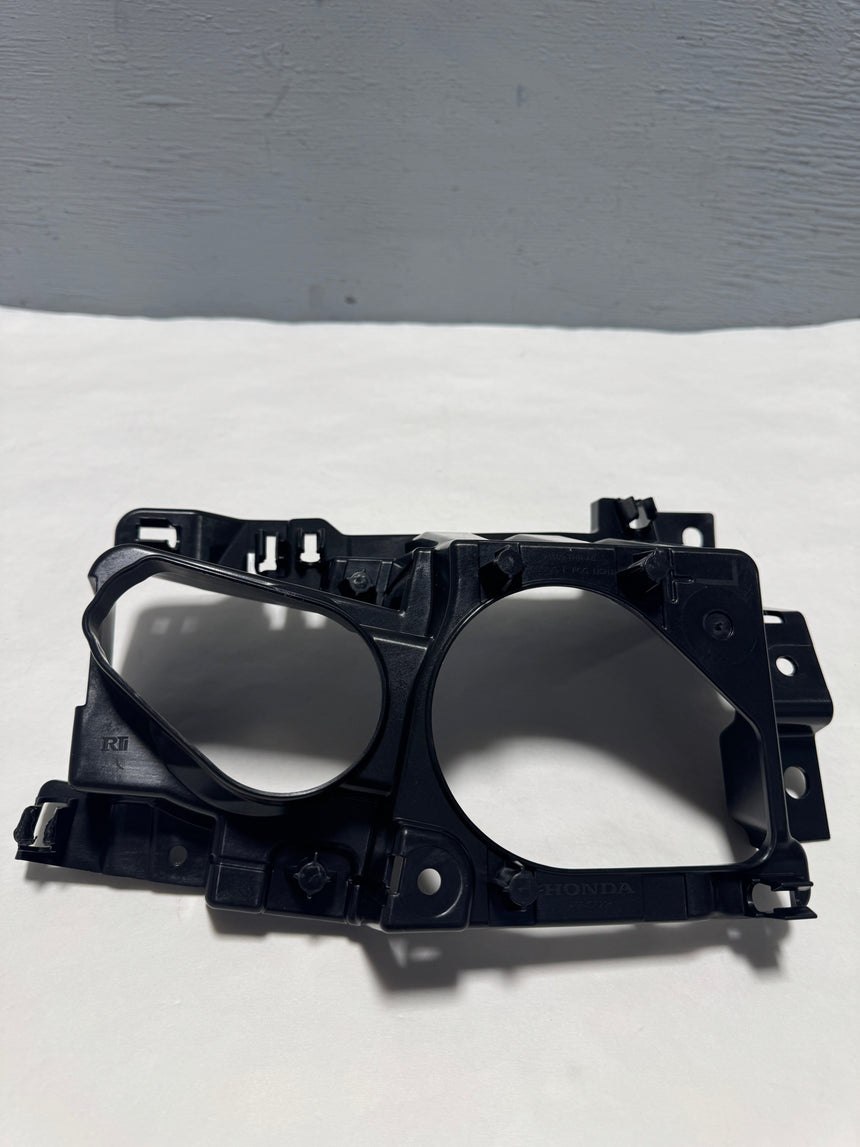 2018-2020 Honda Odyssey Driver Side Fog Light Housing Bracket OEM