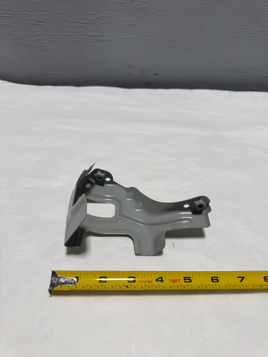 2018-2022 Kia Sportage Passenger Side Front Fender Bracket OEM