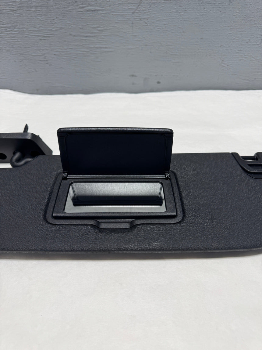 2018-2023 Wrangler JL or Gladiator Driver Side Sun Visor Without Homelink OEM