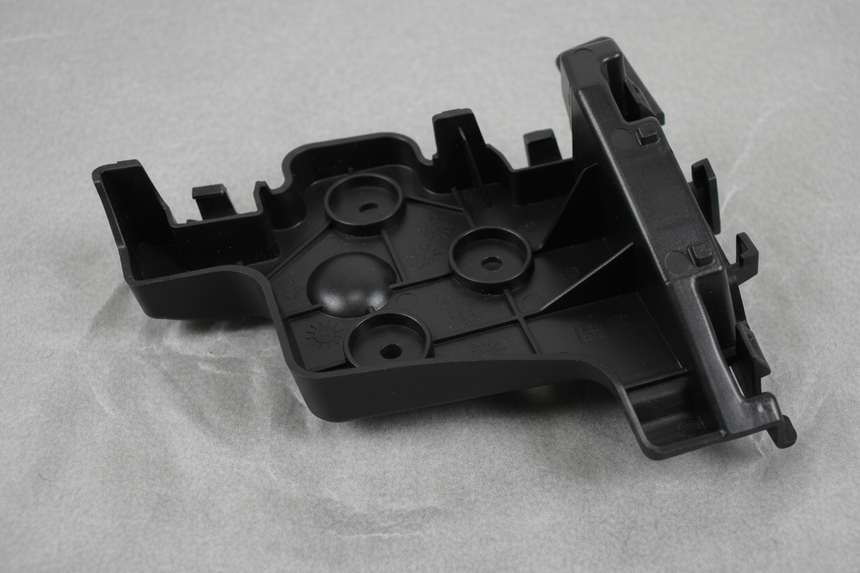 2018-2024 Equinox Mexico Built Passenger Side Rear Bumper Tail Lamp Opening Bracket Genuine OEM