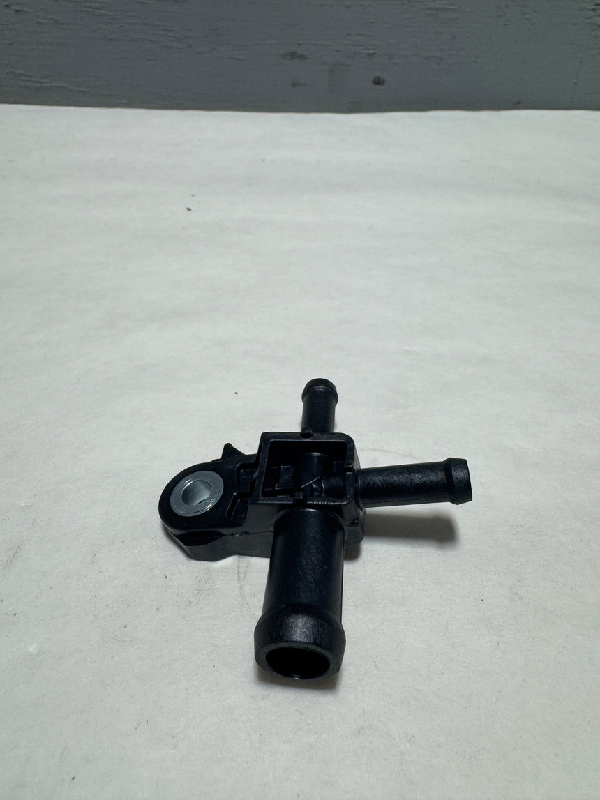 2019-2020 Honda CR-V or Civic 1.5 Coolant 3 Way Joint Tee OEM