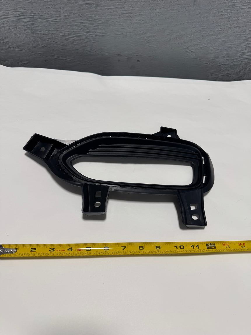 2019-2020 Kia Sorento Rear Bumper Driver Side Hole Cover Trim Genuine OEM