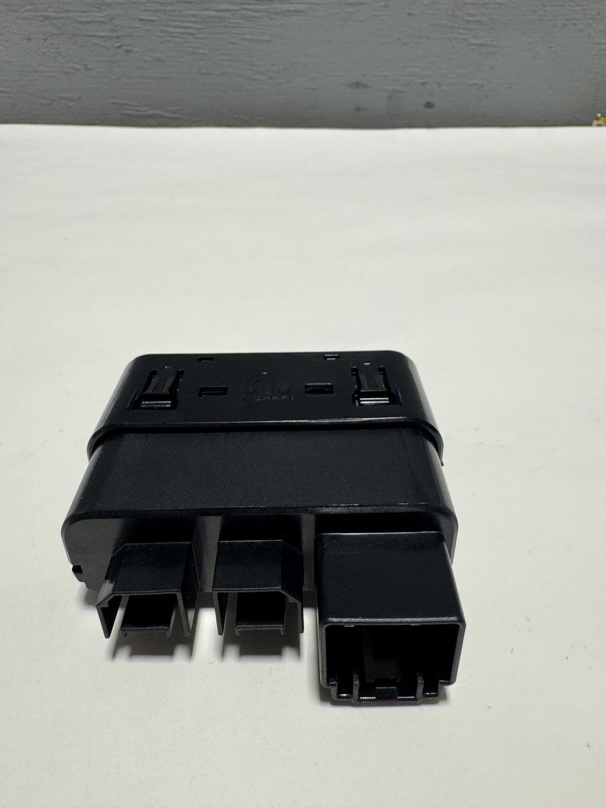 2019-2021 Dodge Ram 1500 DT Media Hub USB Port OEM Genuine New