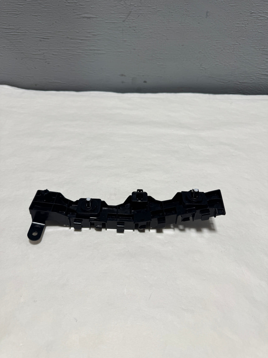 2019-2022 Honda HR-V Front Bumper Passenger Side Retainer Bracket OEM