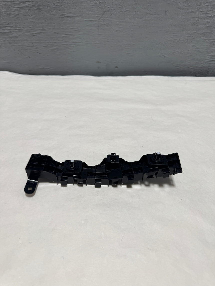 2019-2022 Honda HR-V Front Bumper Passenger Side Retainer Bracket OEM