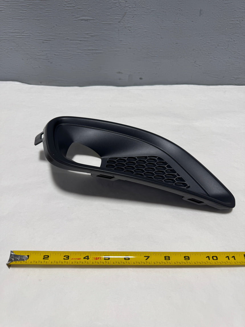 2019-2022 Jeep Cherokee Driver Side Fog Light Lamp Bezel Trim