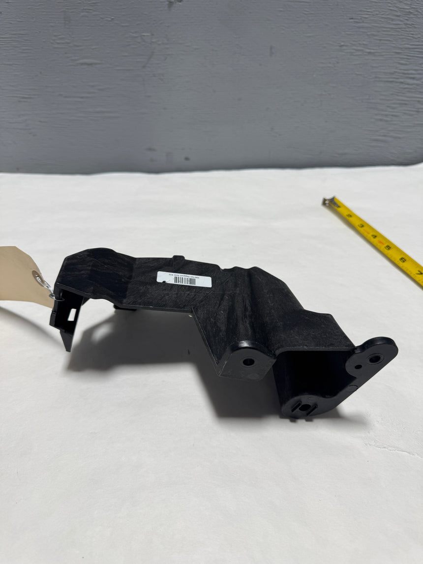 2019-2022 Jeep Cherokee Front Bumper Cover Support Bracket Passenger Side OEM