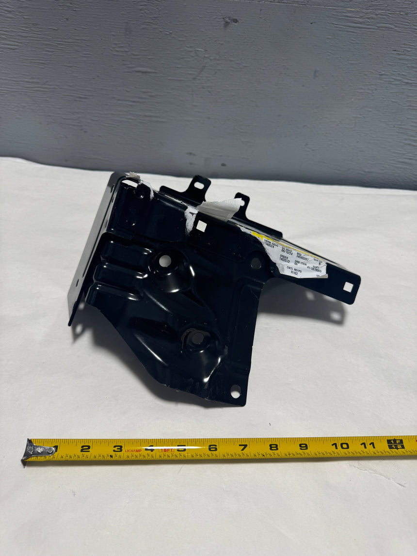 2019-2022 Silverado 15000 Passenger Side Lower Fender Bracket OEM