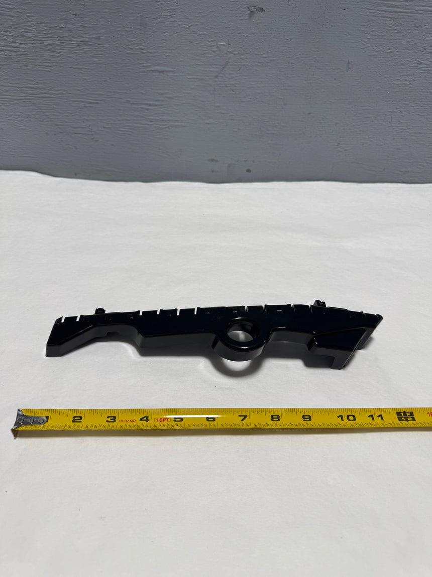 2019-2023 Chevrolet Silverado 1500 Driver Side Front Bumper Guide Driver Bracket OEM
