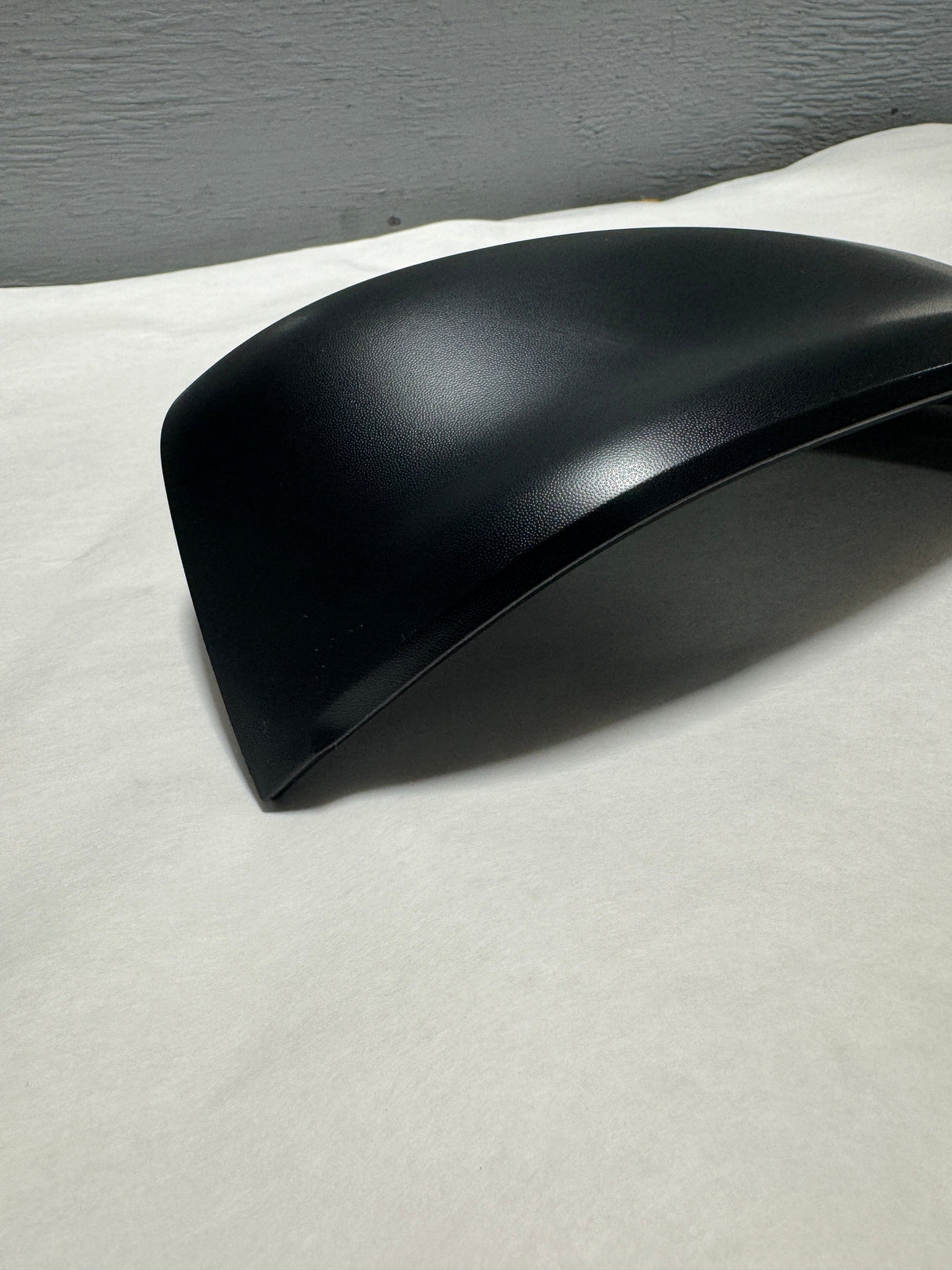 68402098AA 2019-2023 Dodge Ram 1500 DT New Body Style Mirror Cap Passenger SideOEM