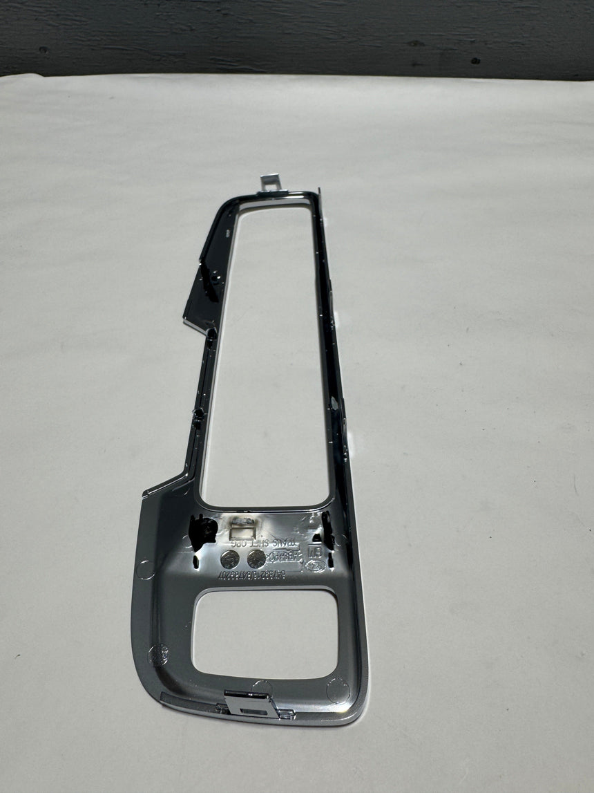 2019-2024 Chevrolet Equinox Center Console Shifter Trim Bezel OEM