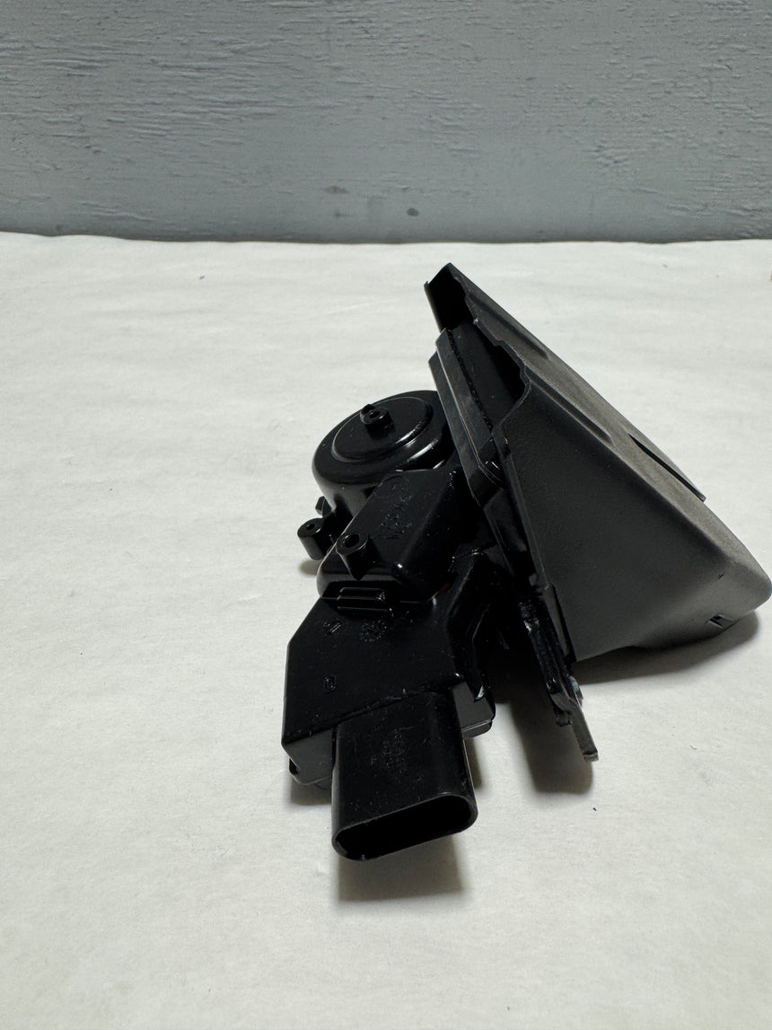 2019-2025 Jeep Cherokee Non Power Liftgate Latch Lock Genuine OEM New OEM