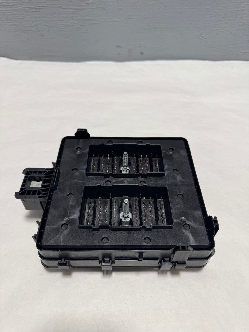 2020-2022 Ford F-250 F-350 6.2 7.3 Gas Engine Fuse Panel Relay Box Under Hood