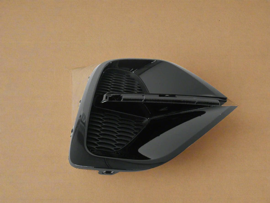 2020-2022 Kia Sportage LX Passenger Side Fog Light Hole Cover Genuine OEM