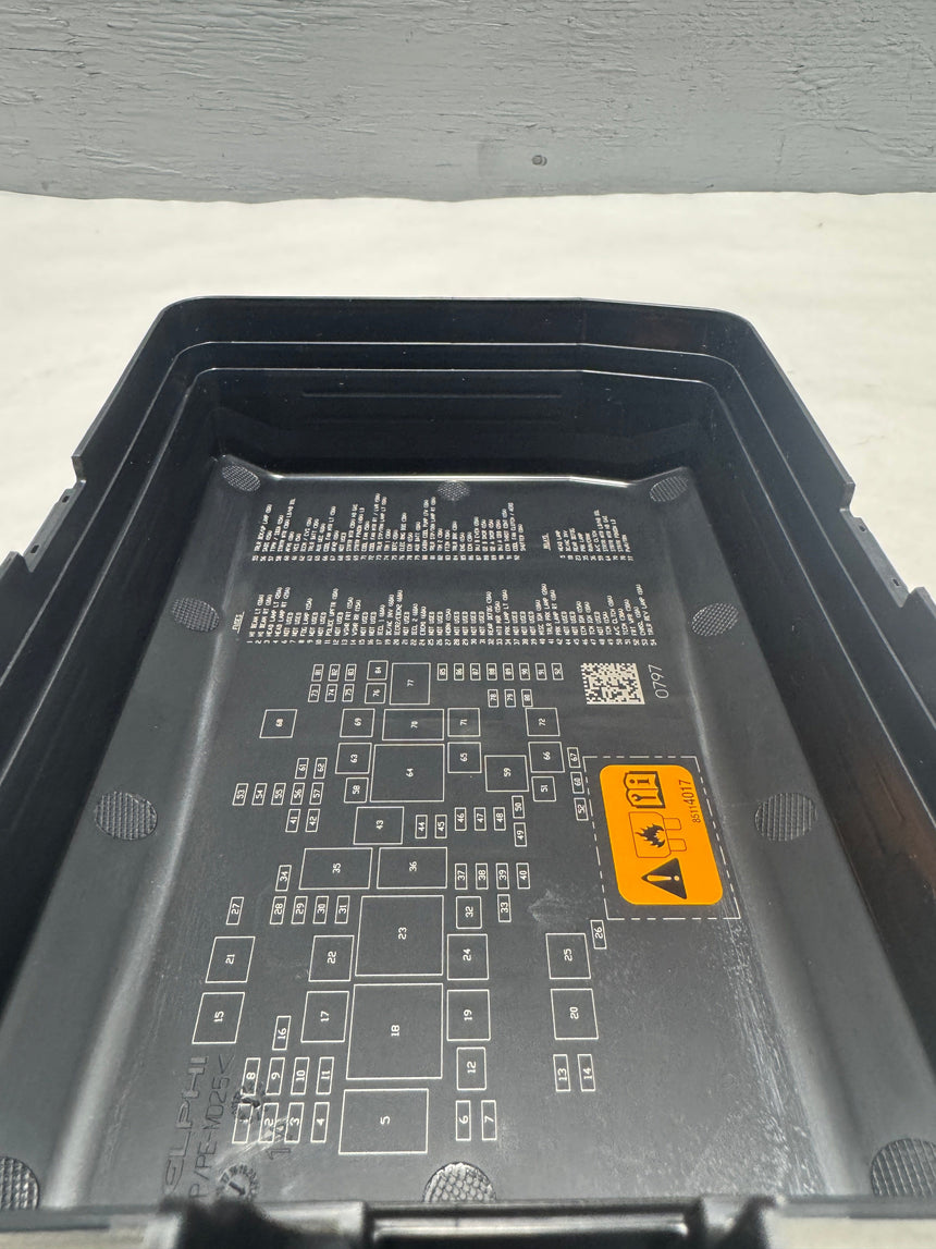 2020-2023 Silverado Sierra 2500 3500 6.6 Diesel Under Hood Fuse Box Cover OEM