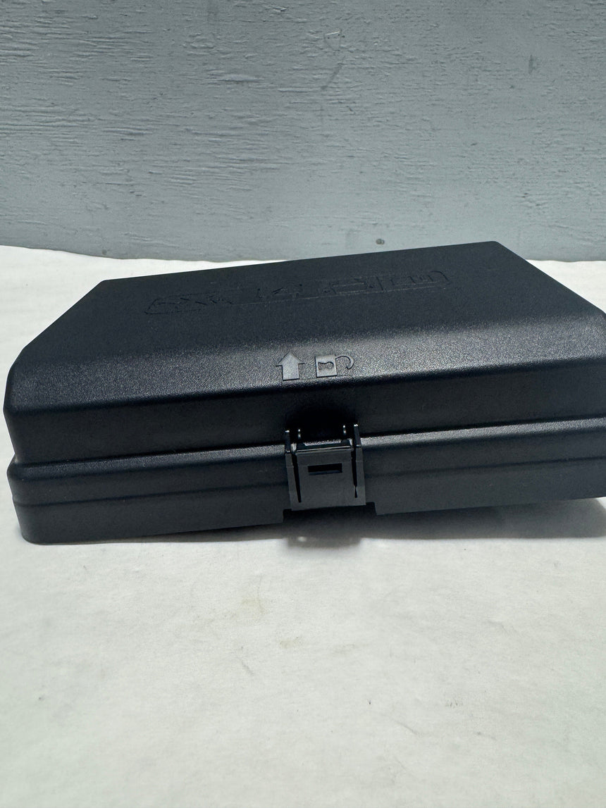 2020-2023 Silverado Sierra 2500 3500 6.6 Diesel Under Hood Fuse Box Cover OEM