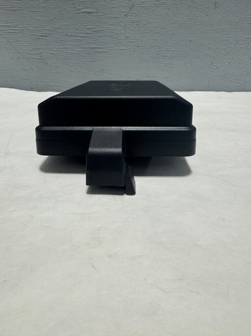 2020-2023 Silverado Sierra 2500 3500 6.6 Diesel Under Hood Fuse Box Cover OEM