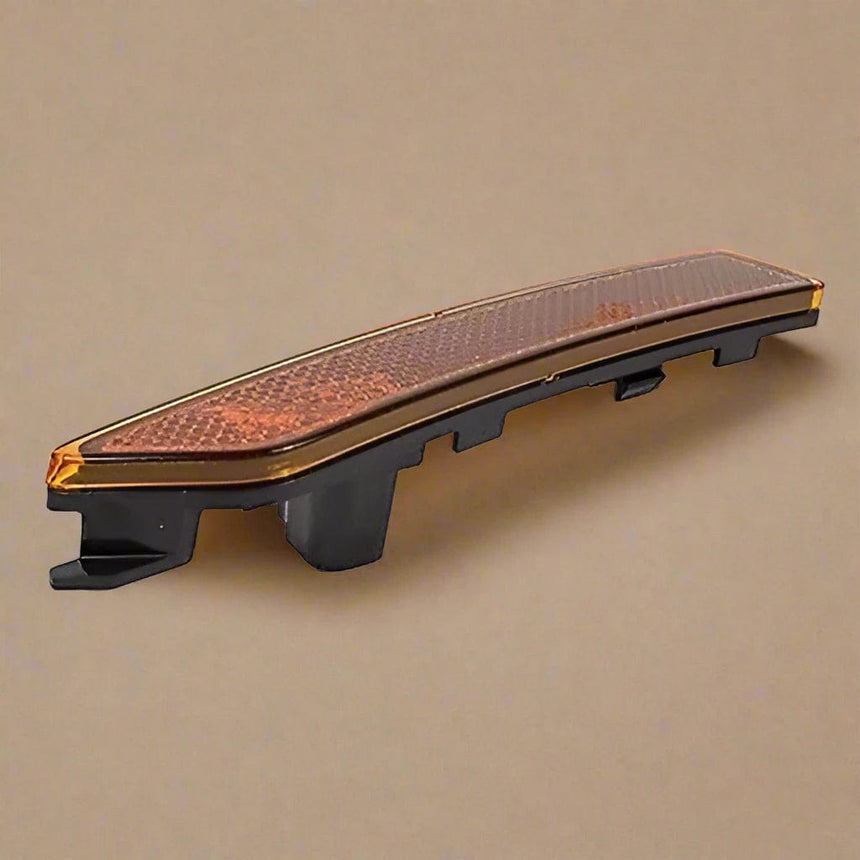 2020-2024 Lincoln Corsair Front Bumper Orange Side Marker Light OEM