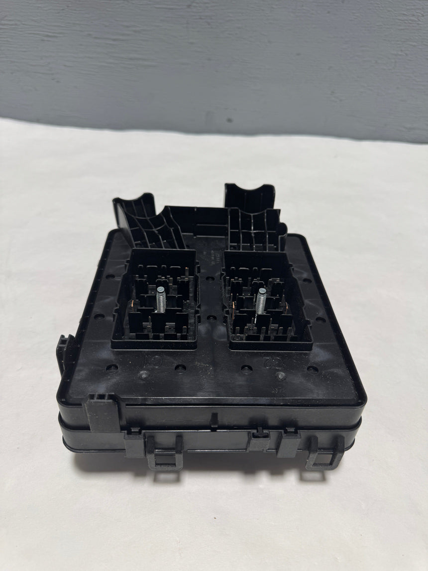 2020 Ford Transit 150 250 350 3.5 Non Turbo Under Hood Fuse Box For Power Mirror Equipped