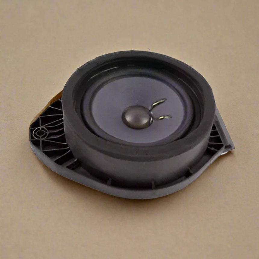 2021-2024 Equinox or Terrain (1) Bose Rear Door Speaker Genuine OEM New