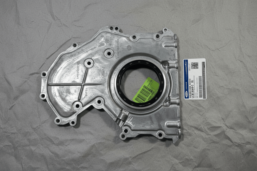 2021-2025 Ford F-250 F-350 F-450 F-550 E-350 E-450 Super Duty 6.8L 7.3L Rear Main Seal Retainer OEM