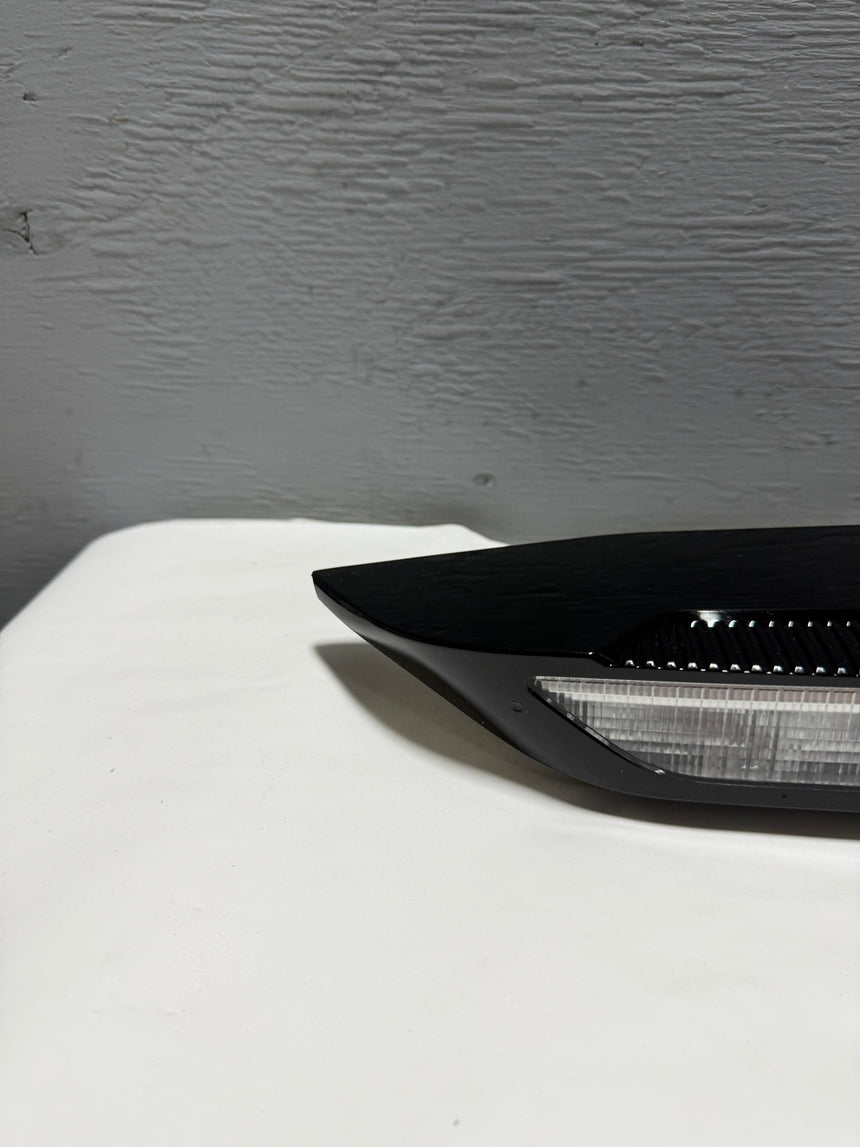 2022-2025 Toyota Tundra High Mount Lamp Without Camera OEM