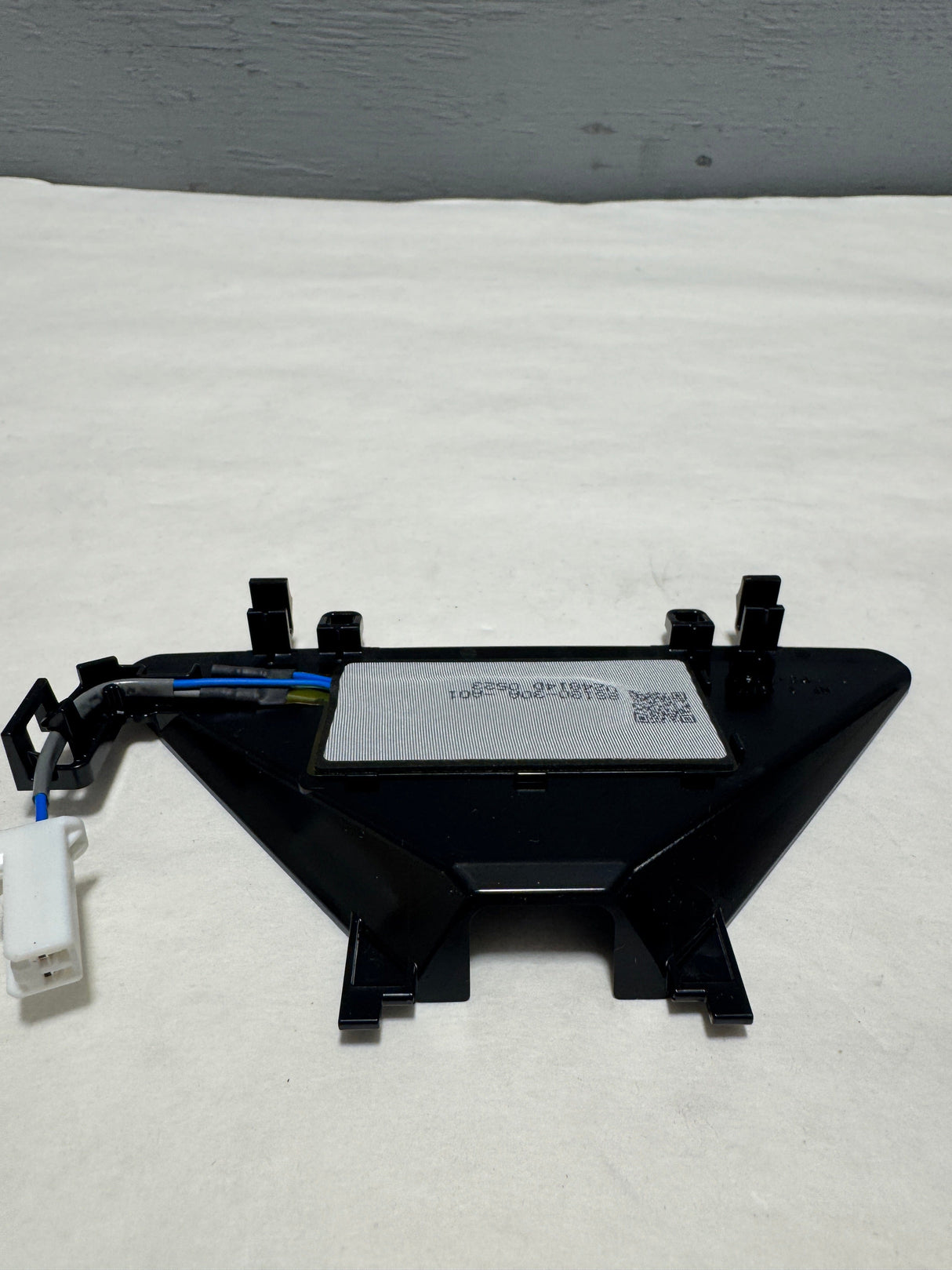 8S180-30A-A01 2023-2024 Honda Accord Front Windshield Camera Trim Heater OEM