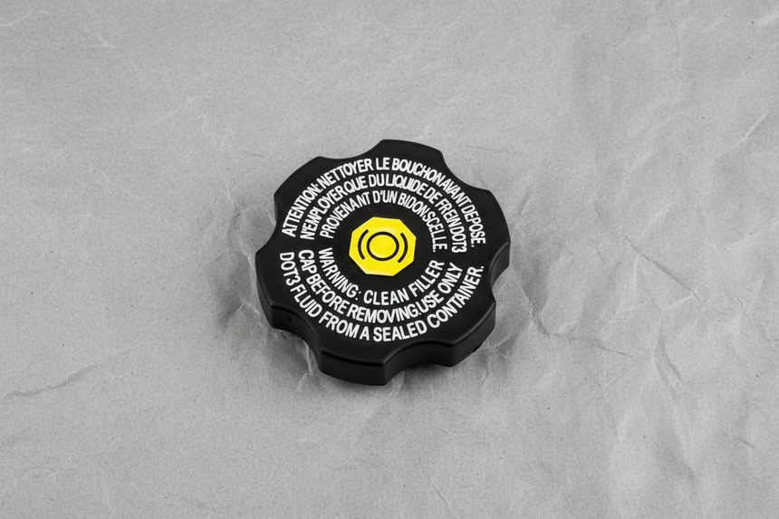 2016-2023 Cadillac CT4 Buick Encore GX Corvette Malibu OEM Brake Master Cylinder Reservoir Cap